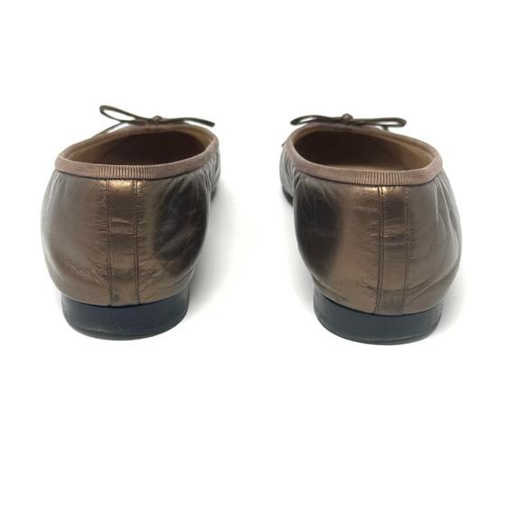 Chanel Metallic Bronze Leather Ballet Flats | CC Logo Ballerinas Size 37 | 6.5 - Picture 5 of 12